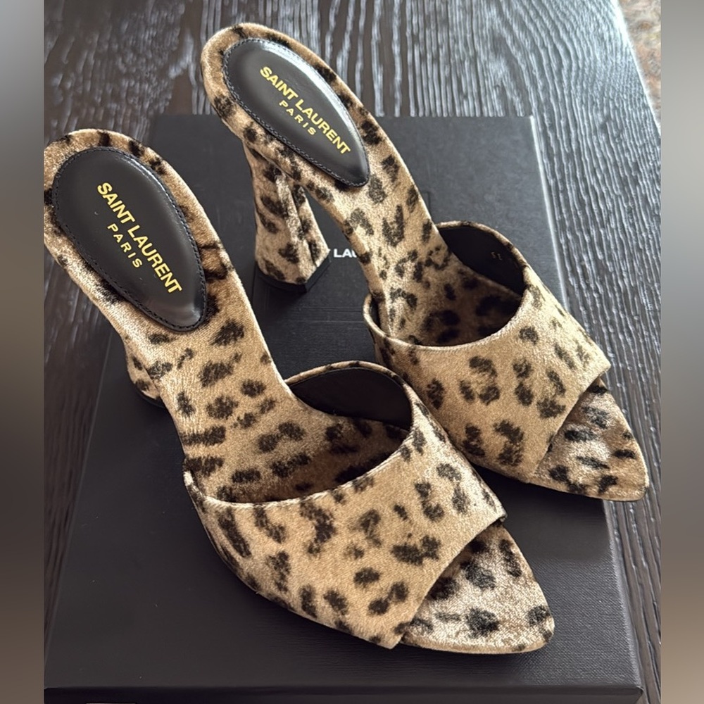 Saint Laurent Leopard Print Women's Heels Velour Mules BNIB 8.5 38 1/2 - Picture 9 of 12